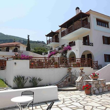 Pleoussa Studio And Apartments Skopelos stad Exteriör bild