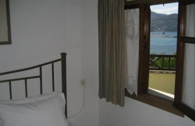Pleoussa Studio And Apartments Skopelos stad Exteriör bild
