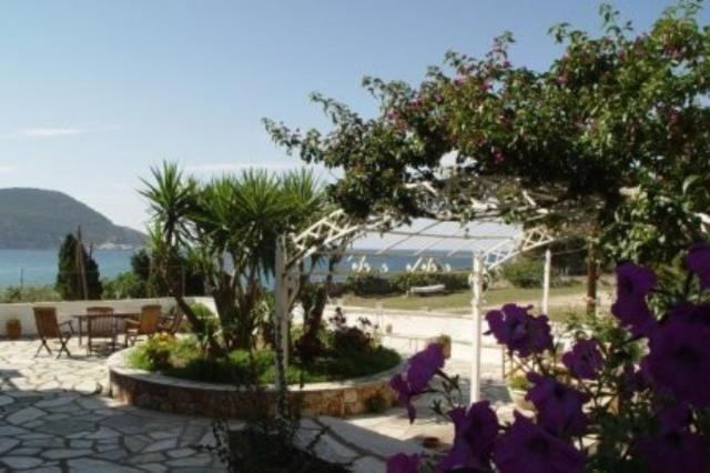Pleoussa Studio And Apartments Skopelos stad Exteriör bild