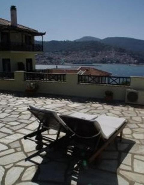Pleoussa Studio And Apartments Skopelos stad Exteriör bild