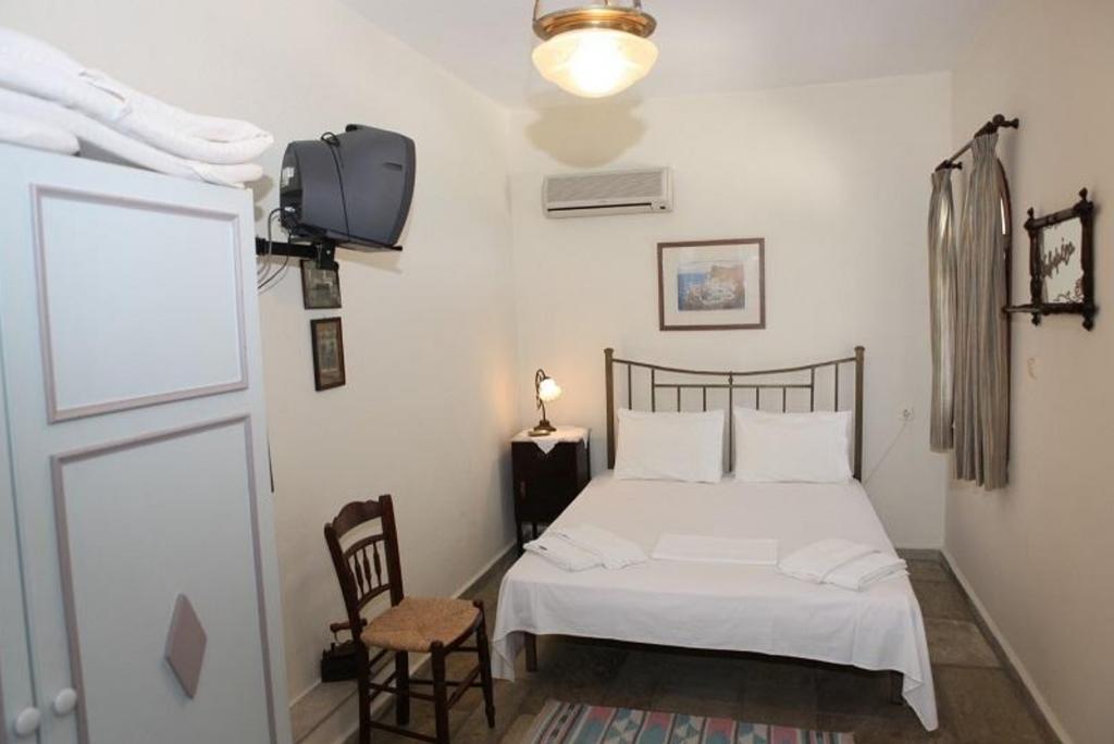Pleoussa Studio And Apartments Skopelos stad Exteriör bild