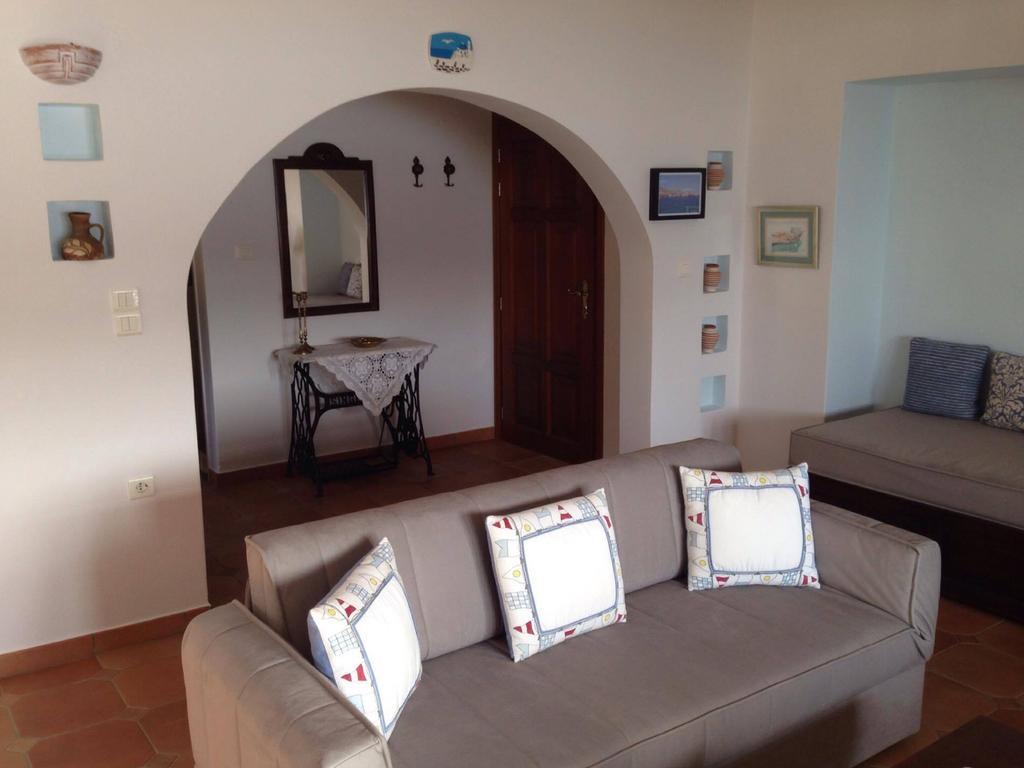 Pleoussa Studio And Apartments Skopelos stad Exteriör bild