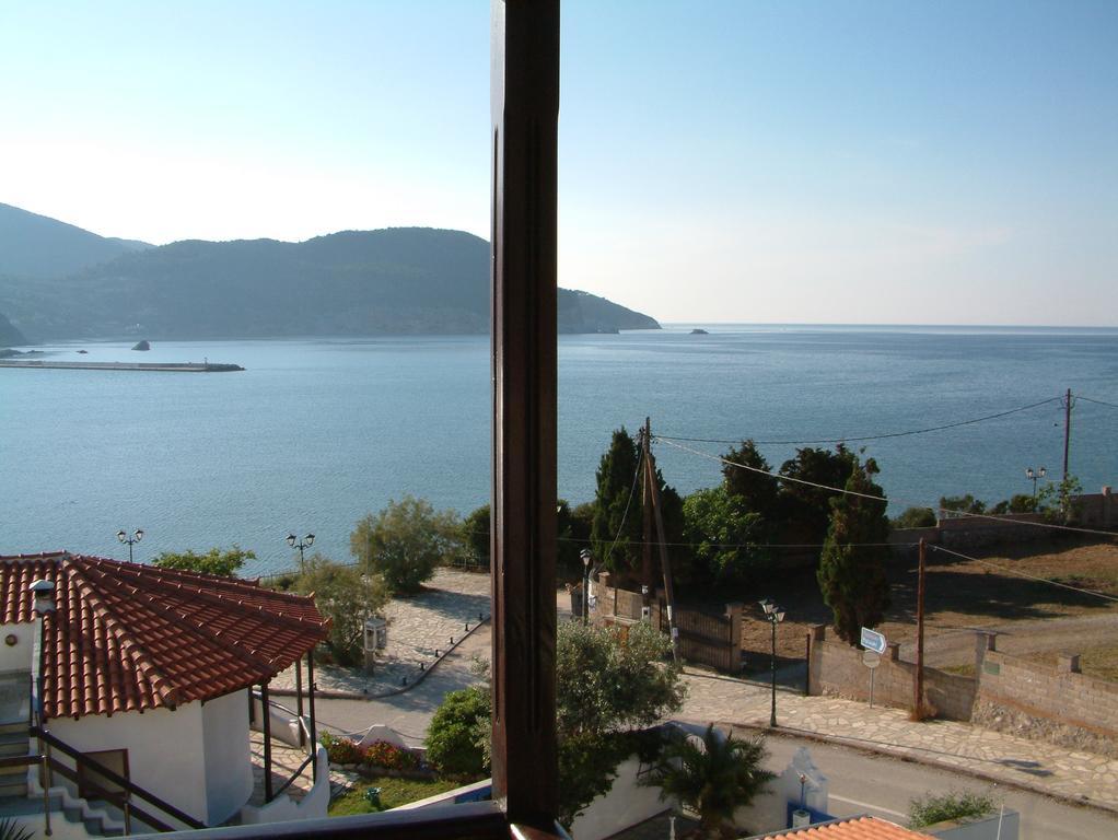 Pleoussa Studio And Apartments Skopelos stad Exteriör bild